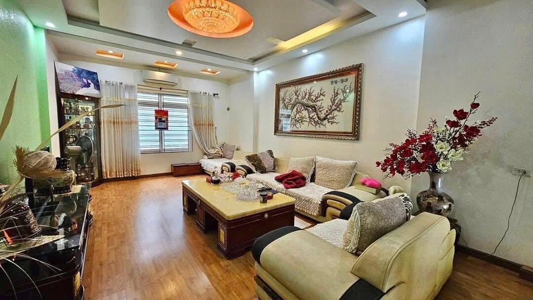 Nhà đẹp Soi Tiền trung tâm phố đi bộ
